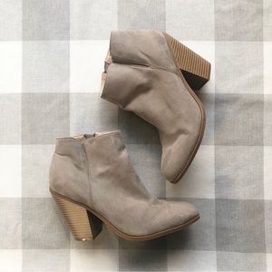 Banana Republic Faux Suede Booties!